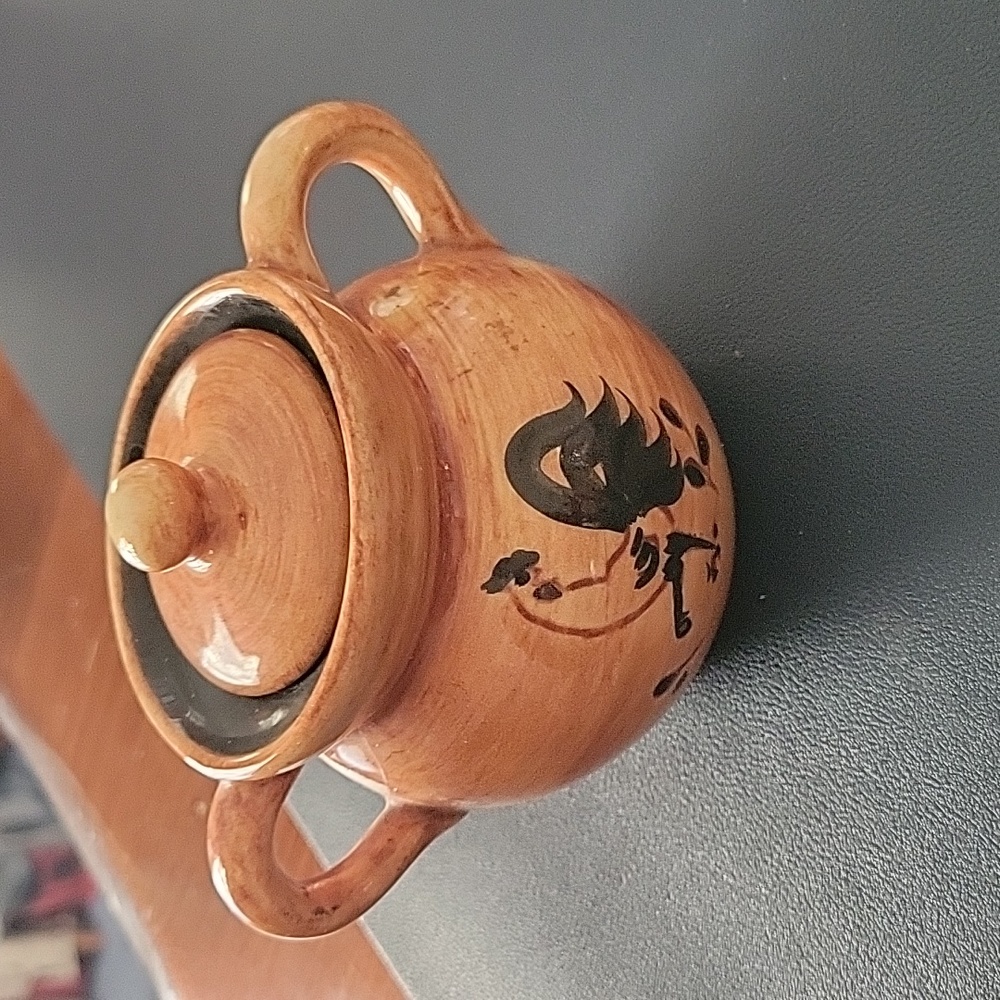 Pennsbury Pottery Vintage Covered Sugar Bowl